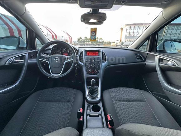 AYKAR'DAN DEĞİŞENSİZ 1.4 T SPORT FUL+FUL 210 BİNDE !!