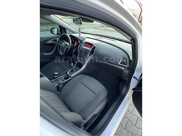 AYKAR'DAN DEĞİŞENSİZ 1.4 T SPORT FUL+FUL 210 BİNDE !!