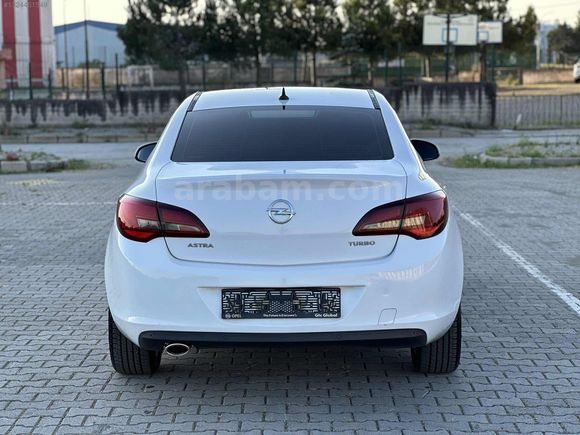 AYKAR'DAN DEĞİŞENSİZ 1.4 T SPORT FUL+FUL 210 BİNDE !!