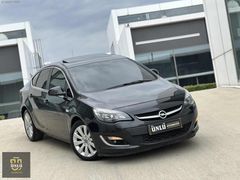 2013 SANRUFLU CAM GİBİ OTOMATİK DÜŞÜK KM SEDAN 1.4 TURBO