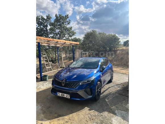 Sahibinden Renault Clio 1.0 TCe Techno Esprit Alpine 2023 Model 