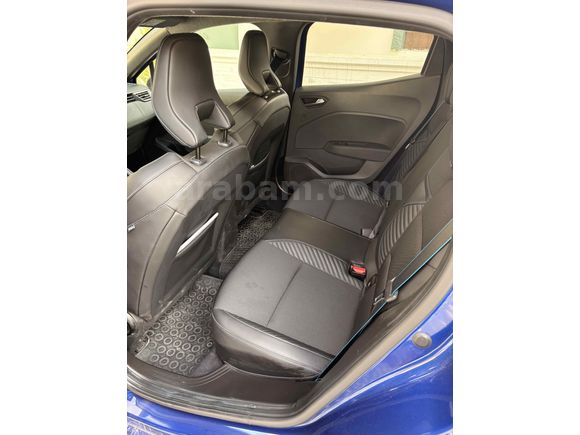 Sahibinden Renault Clio 1.0 TCe Techno Esprit Alpine 2023 Model 