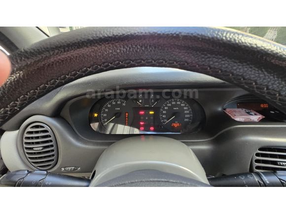 Sahibinden Renault Scenic 1.6 RXT 2000 Model Konya