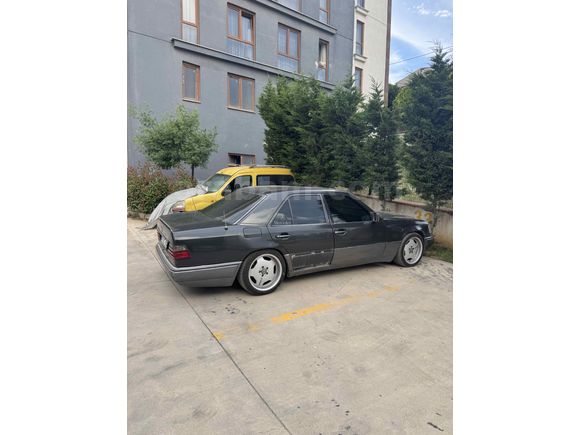 Sahibinden Mercedes - Benz 200 E 1989 Model 