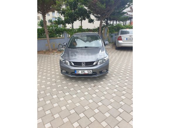 Sahibinden Honda Civic 1.6i VTEC EcoDream 2015 Model  90.000 km Füme