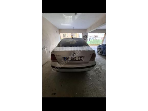 Sahibinden Volkswagen Bora 1.6 Basic 2000 Model