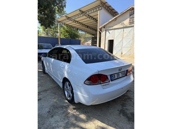 Sahibinden Honda Civic 1.6i VTEC Elegance 2009 Model 