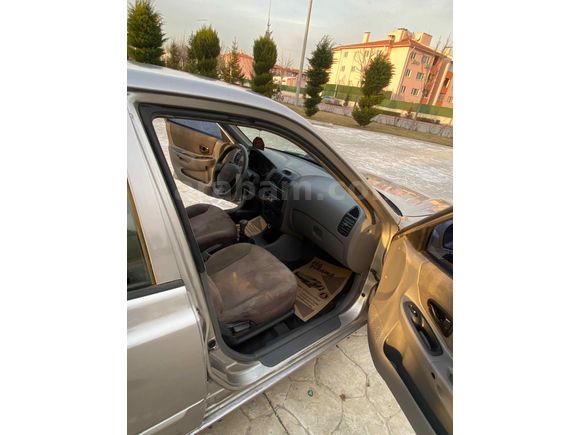 Sahibinden Hyundai Accent 1.5 CRDi Admire 2005 Model 