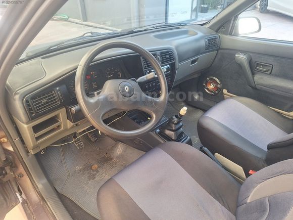 Değişensiz 2000 Model Renault 19 Europa Alize 234 Bin Km'de