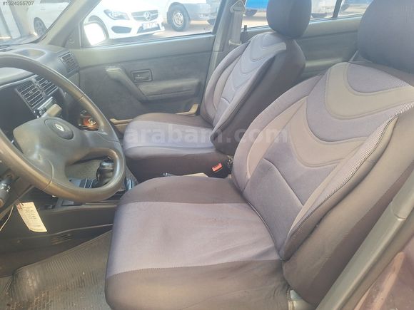 Değişensiz 2000 Model Renault 19 Europa Alize 234 Bin Km'de