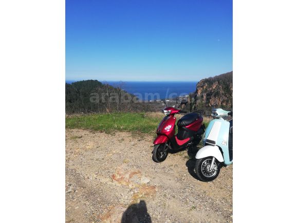 Apec PS3 b ehliyet temiz scooter 2025  3bin km de