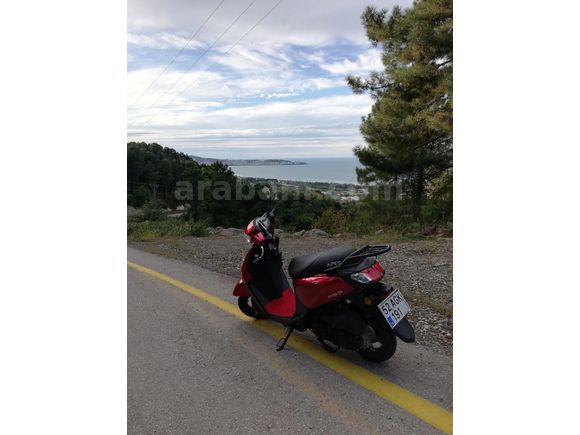 Apec PS3 b ehliyet temiz scooter 2025  3bin km de