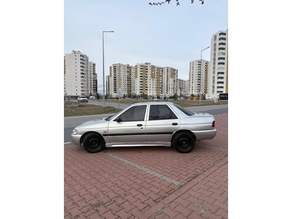 Sahibinden Ford Escort 1.6 CLX 1997 Model