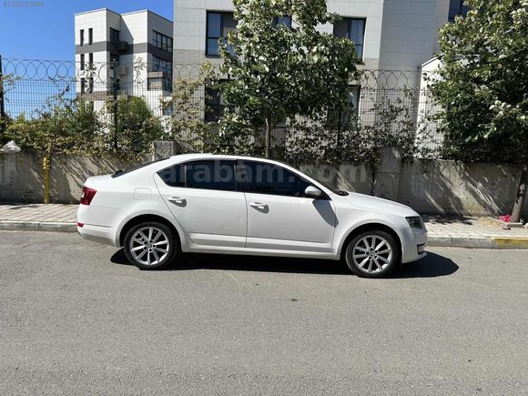 DEMİRHAN OTODAN SKODA OCTAVIA SUNROFLU