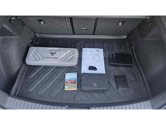  2023 Cupra Leon -Premium Paket Full+Full -Yetkili Servis Bakımlı