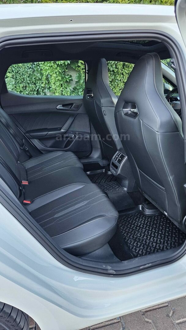 Sahibinden Cupra Leon 1.5 eTSI Standart 2023 Model Kayseri 20.000 km Beyaz 6