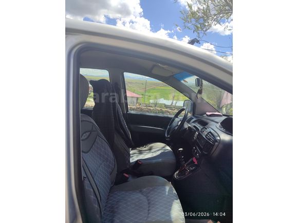 Sahibinden Hyundai Matrix 1.5 CRDi Select 2010 Model  250.000 km Gri