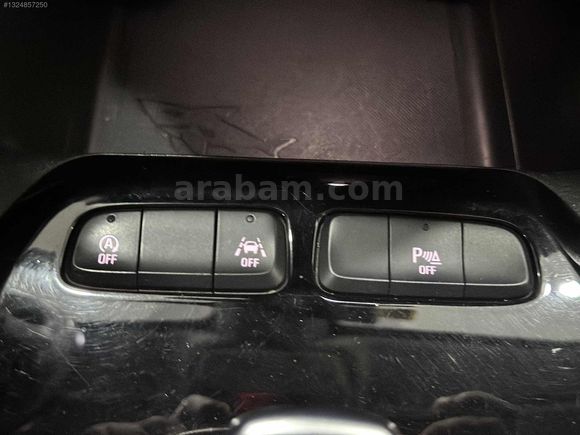 **1BOYA*49BİNDE**OPEL CORSA*ULTİMATE*130HP*CAM TAVAN*GERİ GÖRÜŞ*