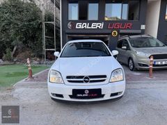 GALERİ UĞUR'DAN 2004 OPEL VECTRA 1.6 EDİTİON