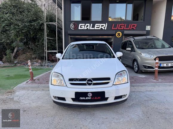 GALERİ UĞUR'DAN 2004 OPEL VECTRA 1.6 EDİTİON