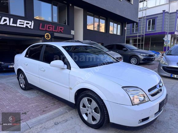 GALERİ UĞUR'DAN 2004 OPEL VECTRA 1.6 EDİTİON