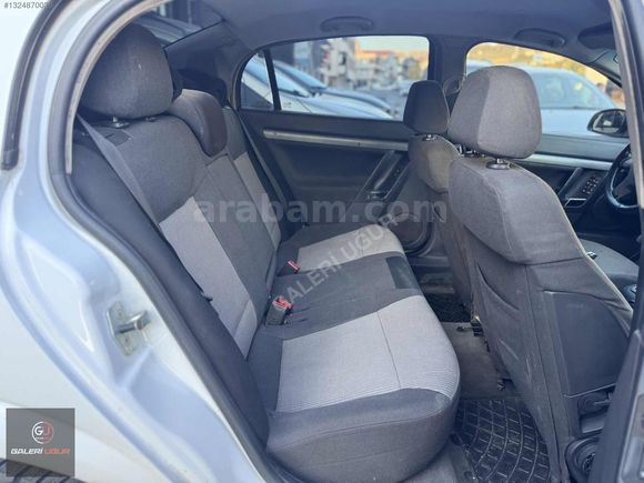 GALERİ UĞUR'DAN 2004 OPEL VECTRA 1.6 EDİTİON