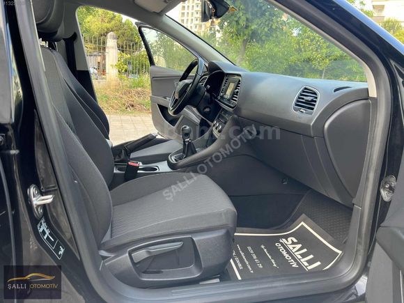 ŞALLI OTOMOTİV//2016 MODEL LEON 1.2 TSI//126.ooo KM//12 TAKSİT