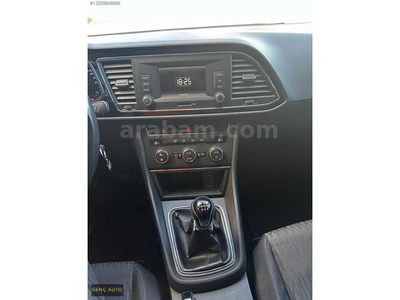 GENÇ AUTO'DAN SEAT LEON 0.68 KREDİ İMKANI İLE