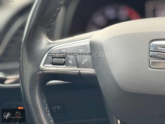APAYDIN OTOMOTİV'den SEAT LEON 1.2TSİ STYLE BOYASIZ & GERİ GÖRÜŞ