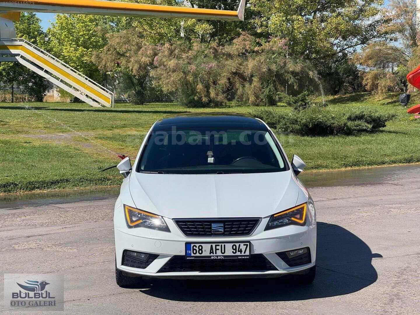 Galeriden Seat Leon 1.6 TDI Xcellence 2018 Model Aksaray 82.000 km Beyaz 3