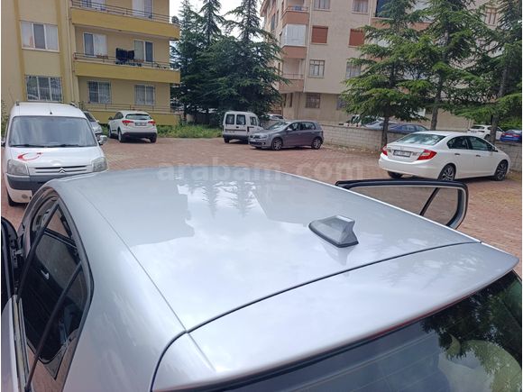 Memurdan Temiz Volkswagen Golf 1.6 Midline