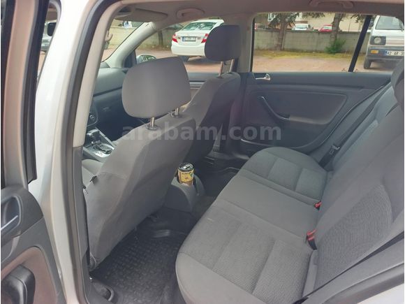 Memurdan Temiz Volkswagen Golf 1.6 Midline
