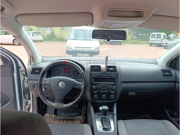 Memurdan Temiz Volkswagen Golf 1.6 Midline