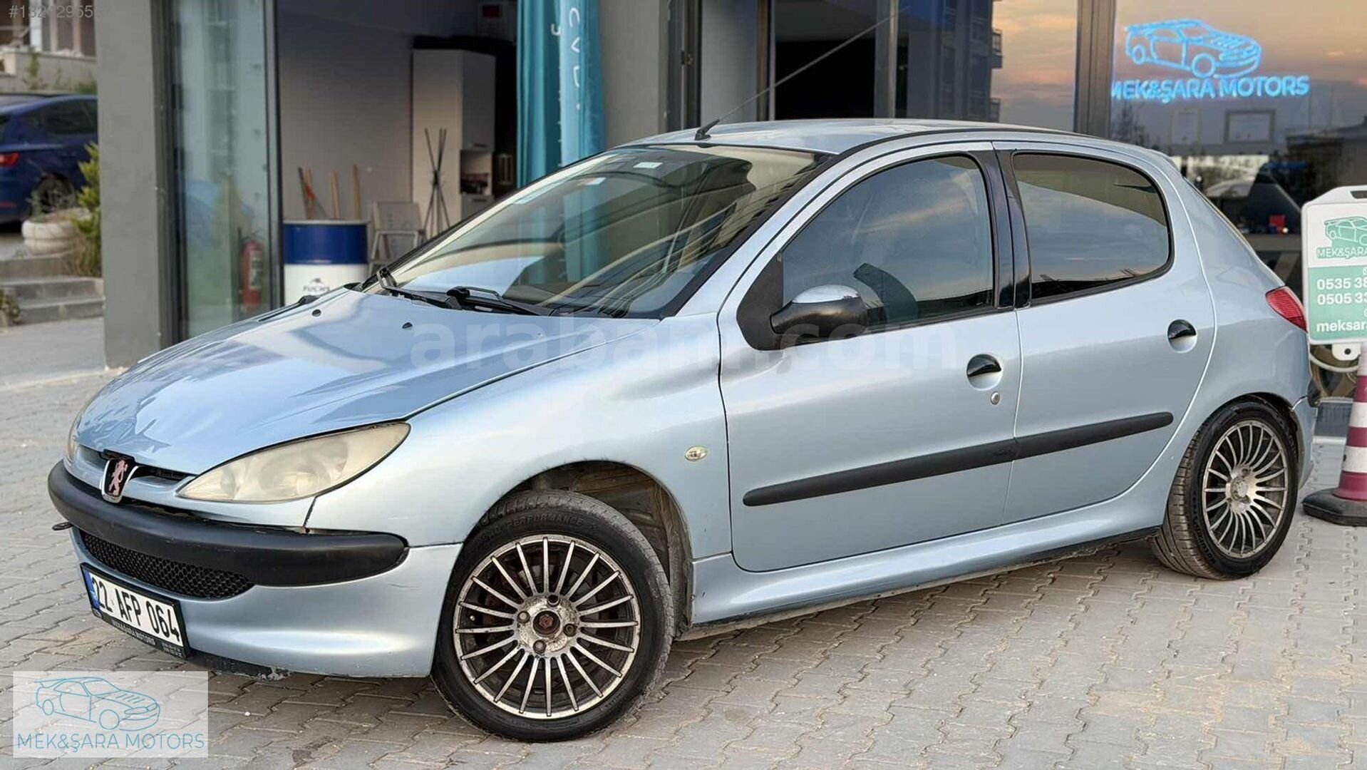 Galeriden Peugeot 206 1.4 Color Line 2002 Model İstanbul 229.000 km Lacivert 2
