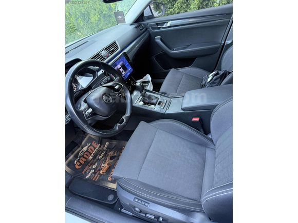FIRSAT ARACI 2021 Superb 1.5 TSI ACT PREMİUM DSG