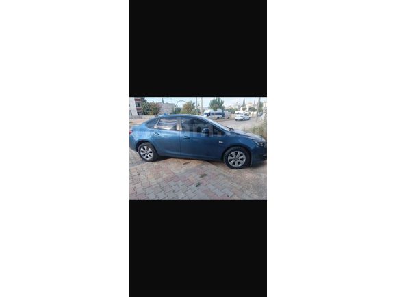 Sahibinden Opel Astra 1.6 Edition 2017 Model  97.000 km Lacivert