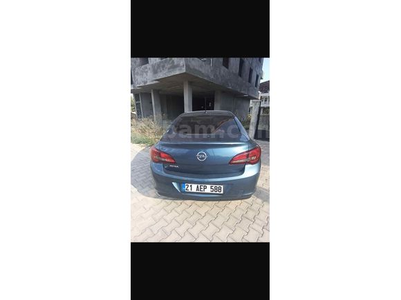 Sahibinden Opel Astra 1.6 Edition 2017 Model  97.000 km Lacivert
