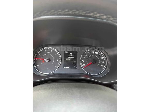Sahibinden Dacia Sandero Stepway 1.0 Tce Essential 2023 Model 