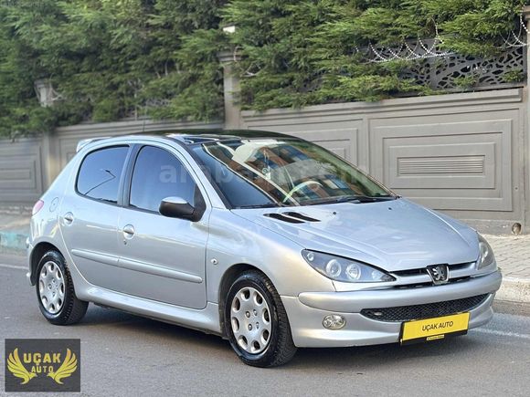 - UÇAK AUTO - 2005 MODEL PEUGEOT 206 CAM TAVANLI EMSALSİZ