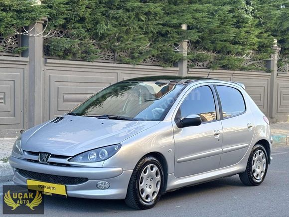 - UÇAK AUTO - 2005 MODEL PEUGEOT 206 CAM TAVANLI EMSALSİZ