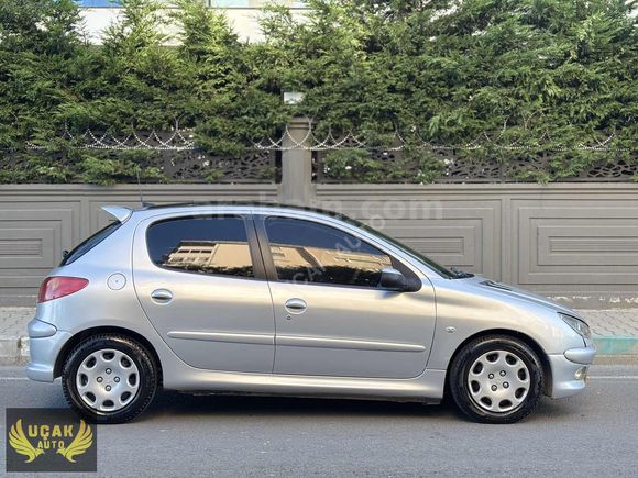 - UÇAK AUTO - 2005 MODEL PEUGEOT 206 CAM TAVANLI EMSALSİZ