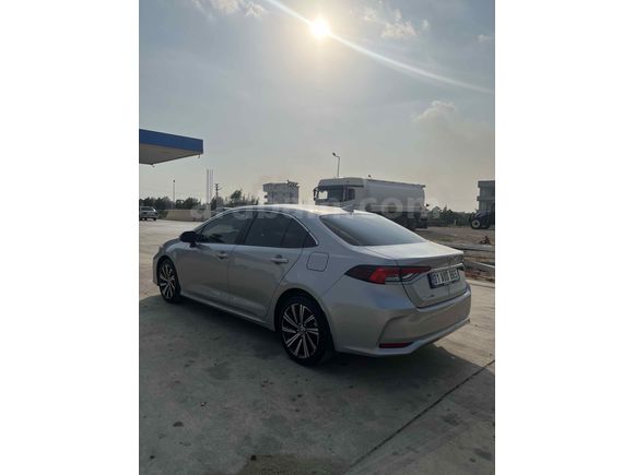Sahibinden Toyota Corolla 1.5 Flame X-Pack 2022 Model 