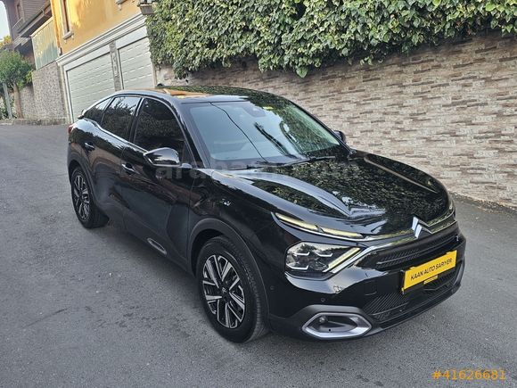 2023 CITREON C4 SHİNE OTOMATIK BOYASIZ 34.000 KM