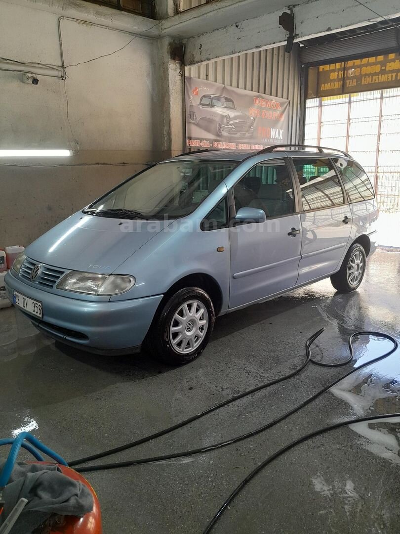 Sahibinden Volkswagen Sharan 1.9 TDI 2000 Model Aydın 300.000 km Mavi (metalik) 4