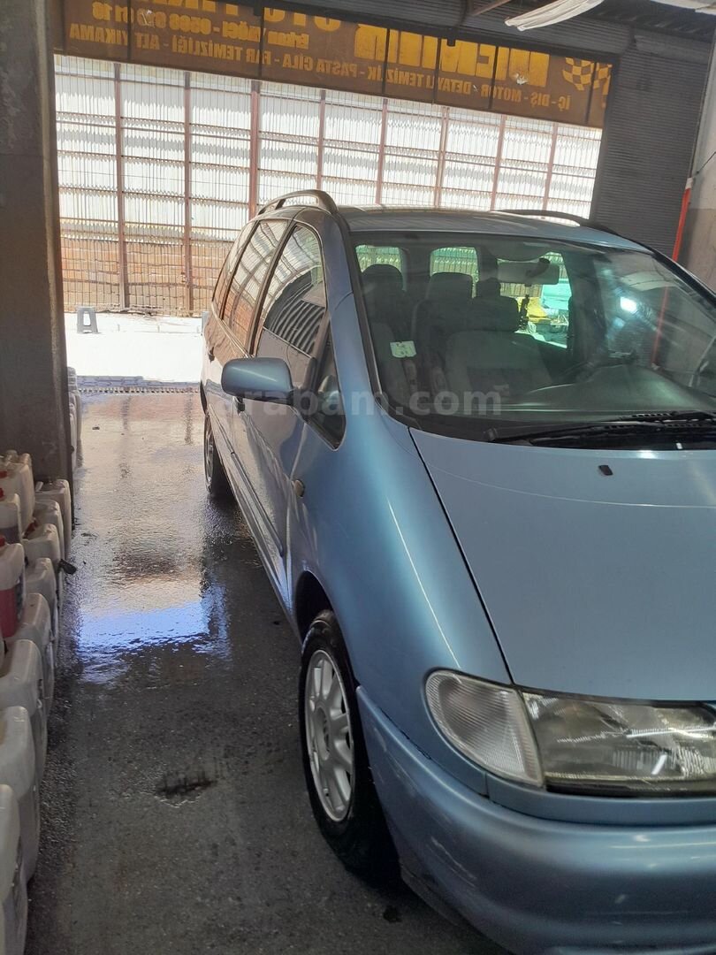 Sahibinden Volkswagen Sharan 1.9 TDI 2000 Model Aydın 300.000 km Mavi (metalik) 5