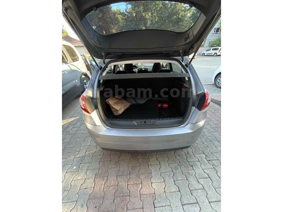 Sahibinden Peugeot 308 1.2 PureTech Style Tech 2020 Model 