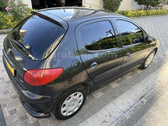 İLK ELDEN/PEUGEOT 206/OTOMATİK/KLİMA/ABS