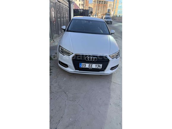 Sahibinden Audi A3 Sportback 1.6 TDI Design Line 2018 Model  106.000 km Beyaz