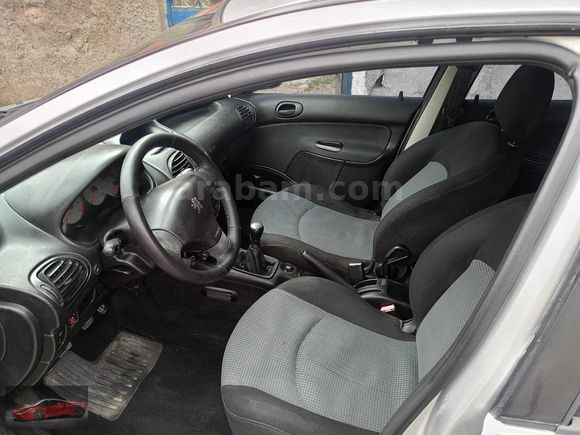 2004 MODEL PEUGEOT 206
