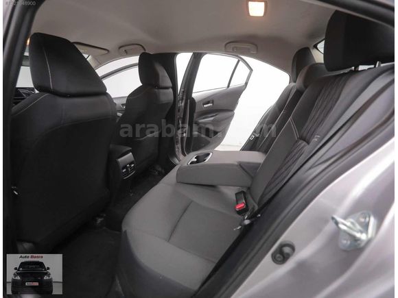 21+HIZ SABİTLEME+LED FAR+GENİŞ EKRAN+CAR PLAY+SADECE 60 BİN KM